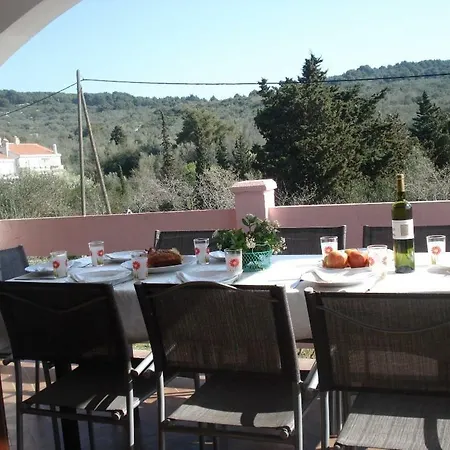 Apartmán Pored Plaze